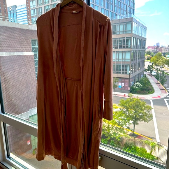 Goumi women’s Robe - Picture 4 of 4